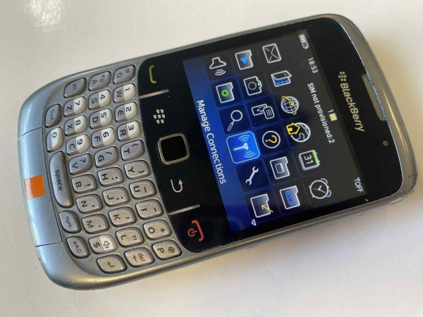 BlackBerry Curve 8520 – Smartphone – entsperrt – mobile QWERTZ-Tastatur silber