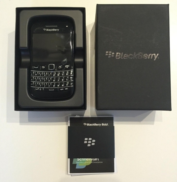 Blackberry BB 9790 Black in OVP RED71UW Handy Smartphone Telefon