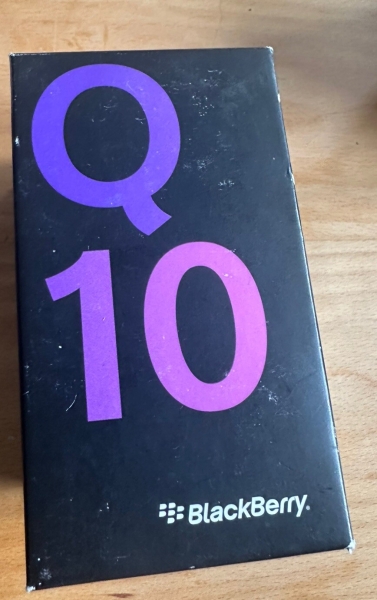 BlackBerry  Q10 – 16GB – Weiß (Ohne Simlock) Smartphone
