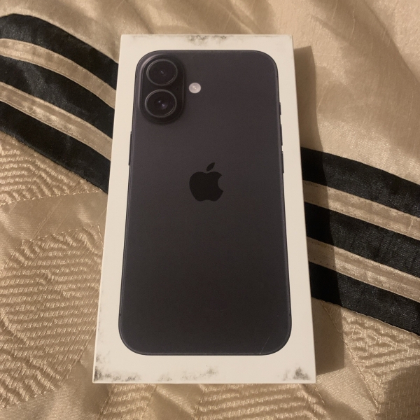 Apple iPhone 16 schwarz 6,1″ 128GB 5G entsperrt & SIM-frei Smartphone MYE73HN/A