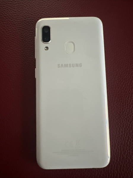 Samsung Galaxy A20e Weiß 32GB Smartphone