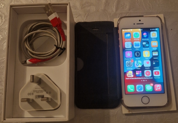Apple iPhone SE – 16GB – Roségold (Entsperrt) A1723 (CDMA + GSM)