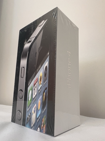 Apple iPhone 4 – 8GB – Schwarz (Fabrikversiegelt, Brandneu)