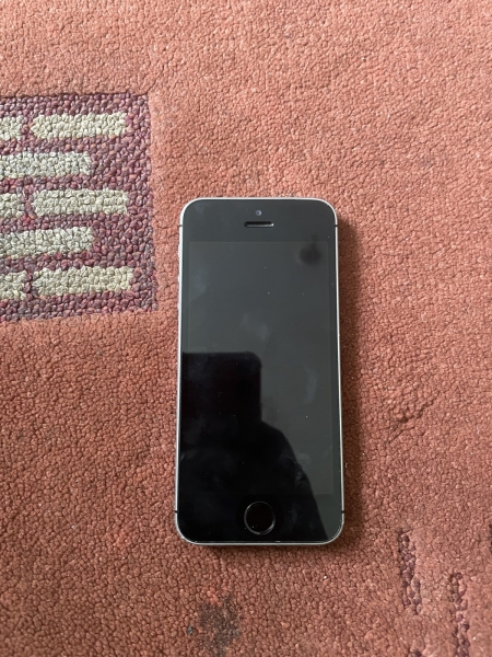 Apple iPhone 5 SE Smartphone – 32GB
