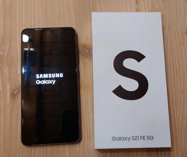 Samsung Galaxy S21 FE 5G – SM-G990B – 128GB – Dual SIM – Graphite – Smartphone