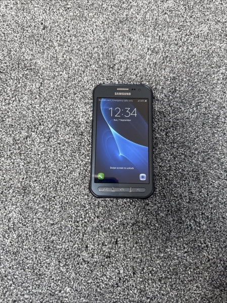 Samsung Galaxy XCover 3 G388F schwarz entsperrt 4,5″ 8GB robust Android Smartphone