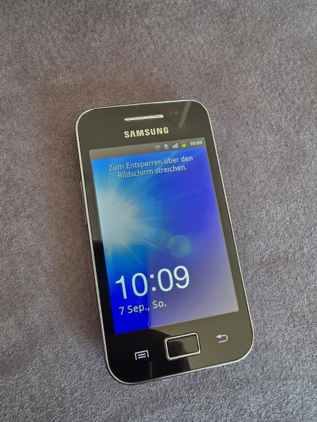 Samsung Galaxy ACE (GT-S5830i) Smartphone (o. Simlock) im top Zustand