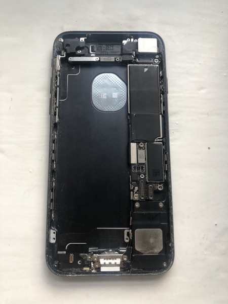 Apple iPhone 7 [BESCHREIBUNG LESEN]