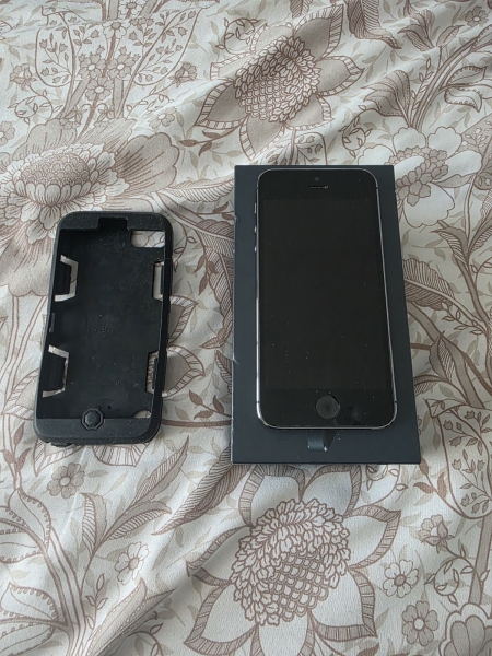 iphone 5s 32gb spacegrau Model A1457