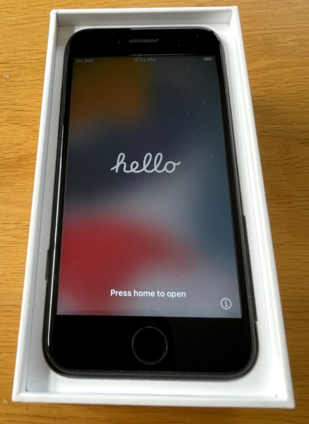Apple iPhone 7 – 256GB – Schwarz (Entsperrt) – Top Zustand