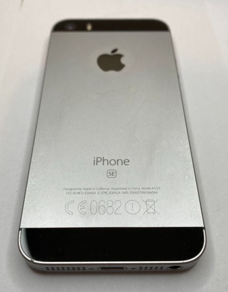 Apple iPhone SE *NUR FÜR ERSATZTEILE* Beschreibung lesen