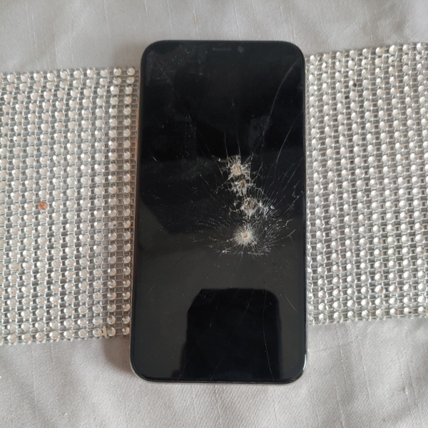 Apple iPhone x Ersatzteile und Reparaturen