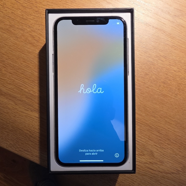 Apple iPhone 11 Pro 256GB, silber, entsperrt Smartphone MWC82B/A