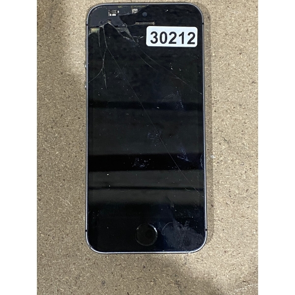 Apple iPhone 5s A1457 Smartphone silber Wi-Fi 5″ LCD 8MP (1GB+32GB) (Nur Teile)