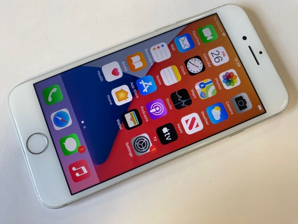 Apple iPhone 7 (A1778) Smartphone (entsperrt) 128GB 12MP IOS 14 4G LTE silber