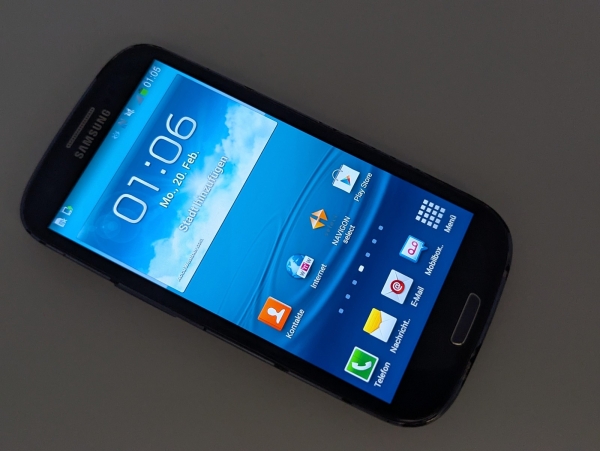 Samsung Galaxy S3 16GB Blau Android Smartphone GT-I9300 💥