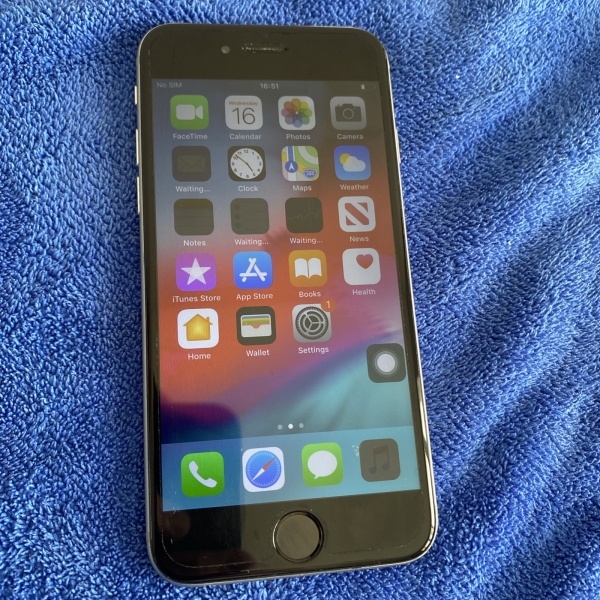 Apple iPhone 6 – 64GB – Silber – 90% Batteriezustand