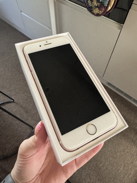 Apple iPhone 6s Pink 16GB