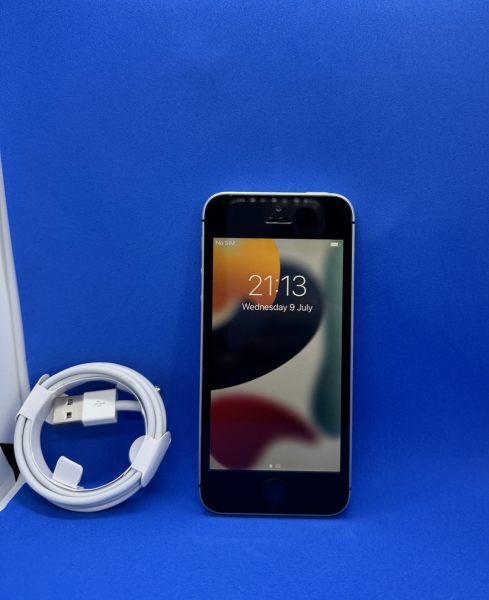 iPhone SE 1. Generation 32GB (Entsperrt) Guter Zustand Farbe Grau Akku 86%