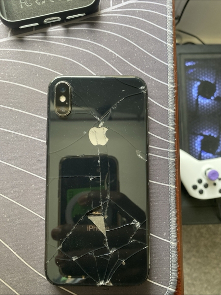 Apple iPhone x Space Grau 64GB O2