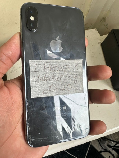 Apple iPhone X – 64GB – Space Grau (Ohne Simlock) A1901 (GSM)