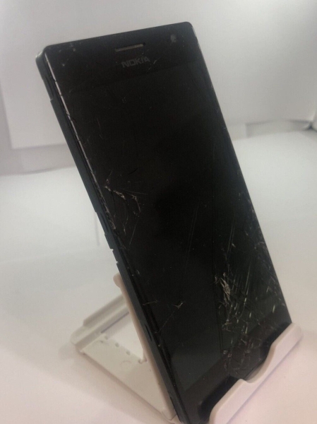 Nokia Lumia 735 schwarz entsperrt 4,7″ Windows Smartphone gesprungen unvollständig