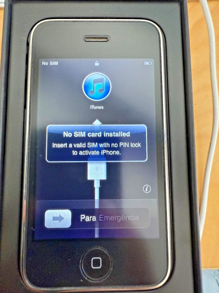 APPLE iPhone 3G (2. Generation), 16GB, Schwarz A1241 SIM FREI