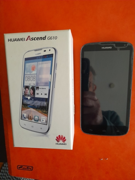 Smartphone HUAWEI ASCEND G610 – U 20   4 GB,  auf Werkseinstellung