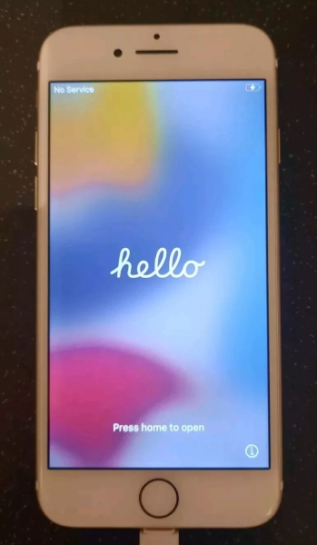 Apple iPhone 7 – 128GB – Gold (Entsperrt)