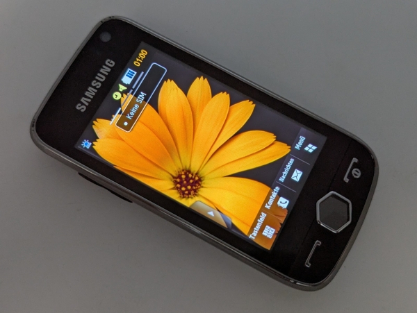 Samsung  Jet GT-S8000 2GB Schwarz Klassik Smartphone