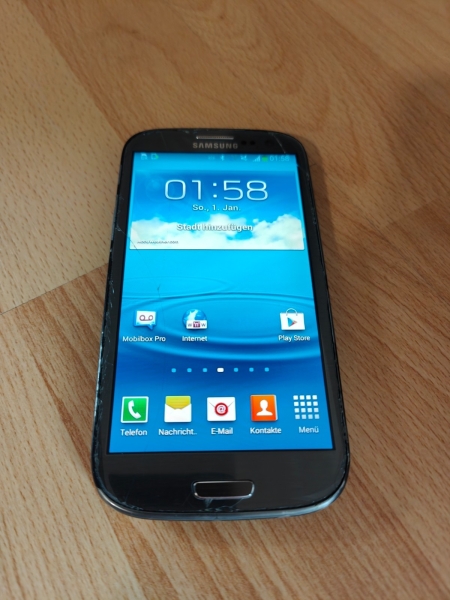 Samsung Galaxy SIII LTE GT-I9305 Grau /Funktioniert Smartphone #082