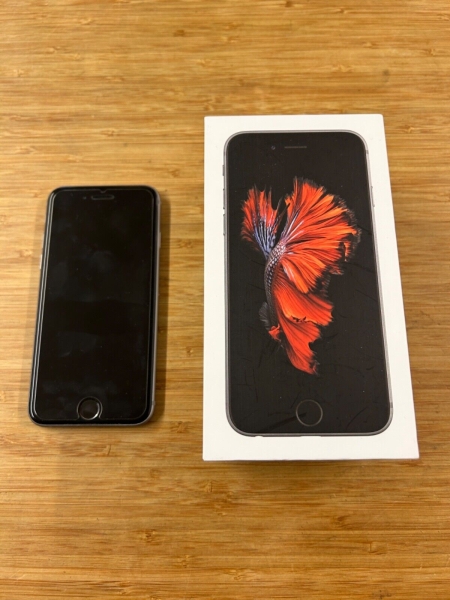 Apple iPhone 6s – 32GB – Space Grau (Vodafone) A1688 (CDMA + GSM)