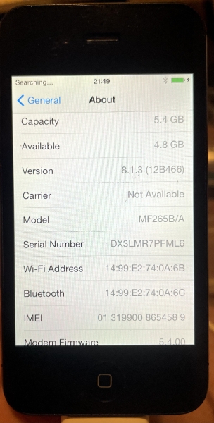 Apple iPhone 4s – 8GB – (Unlocked) A1387 good condition, light marks