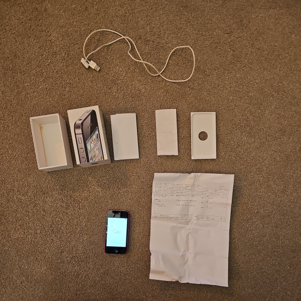 Apple iPhone 4s 16GB Smartphone – Schwarz (entsperrt)