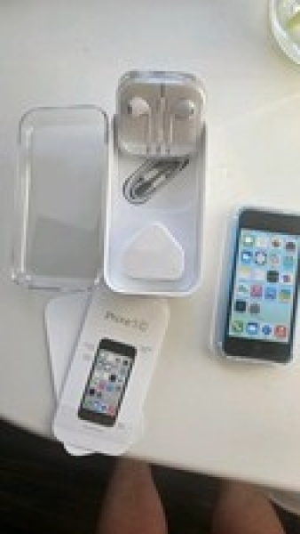 Apple iPhone 5c – 8GB – BLAU ✅️RE VERSIEGELT✅️NEUWERTIG✅️ENTSPERRT✅️ALLES ZUBEHÖR✅️