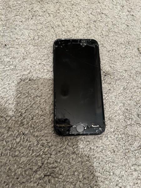 Ersatzteile oder Reparaturen Apple iPhone 7