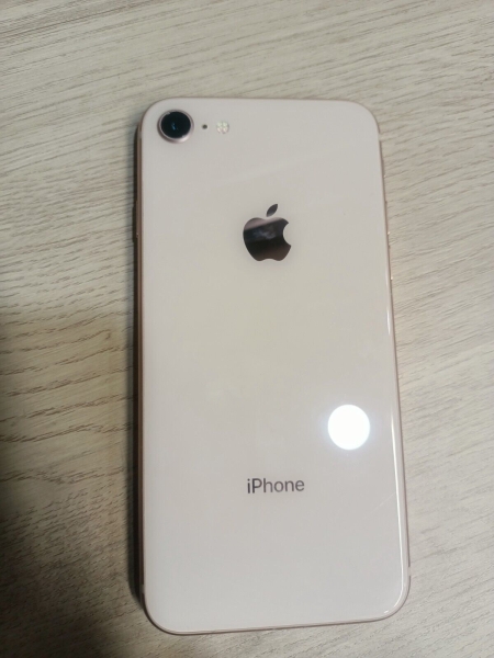 Apple iPhone 8 – 64GB – Silber (Entsperrt) A1905 (GSM)