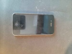 Apple iPhone 4 – 16GB – Schwarz (Entsperrt) A1332 (GSM)