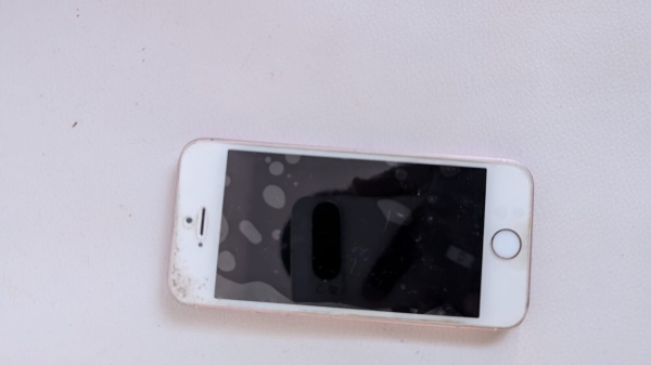 Apple ME435B/A iPhone 5S 32GB (entsperrt) Smartphone – Space Grau