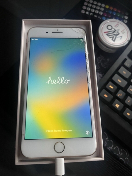 Apple iPhone 8 Plus – 64GB – Gold (Vodafone) A1897 (GSM)
