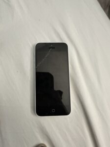 Apple iPhone 5c – Defekt – **FMI AUS**