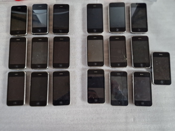 Restposten Apple iPhone 3GS -3G A1241 A1303 ungetestet X19 8-16-32Gb Beschreibung lesen