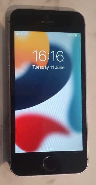 Apple MP822B/A iPhone SE 32GB Smartphone – Spacegrau (entsperrt)
