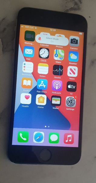 Apple MKQN2B/A iPhone 6s – 64GB – Spacegrau (entsperrt)