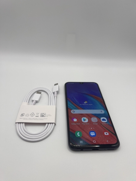 Samsung Galaxy A40 Android LTE Smartphone ohne Simlock 5,9 Zoll 64GB Duos NFC
