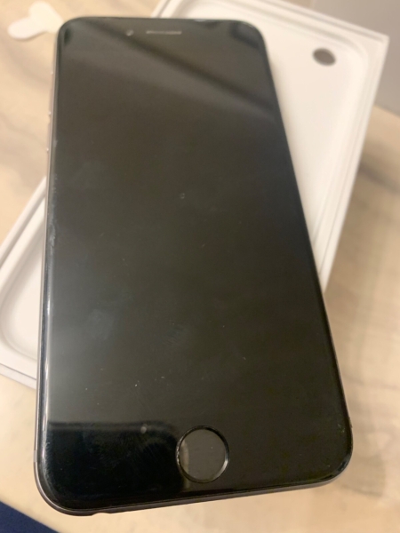 Apple iPhone 6 – 16GB – Space Grau (EE) A1586 (CDMA + GSM)