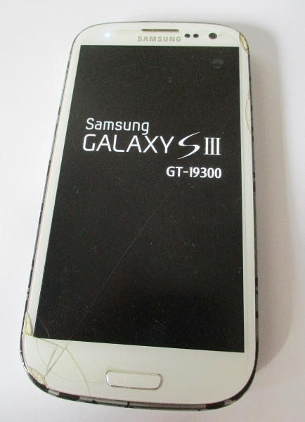 Smartphone SAMSUNG GALLAXY S 3 – für Bastler – Farbe: weiß