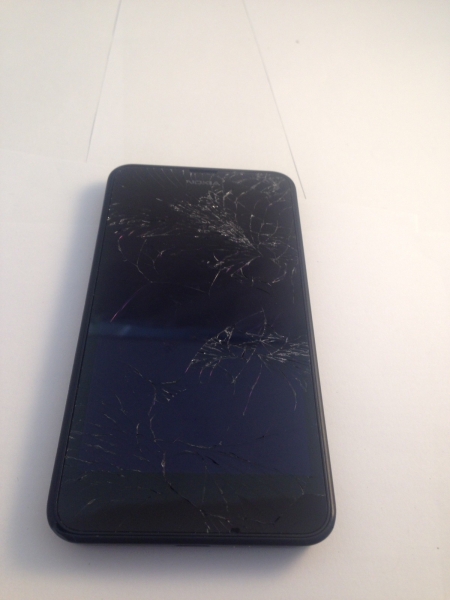 Nokia Lumia 635 schwarz entsperrt 4,5″ 5MP Windows Smartphone gesprungen