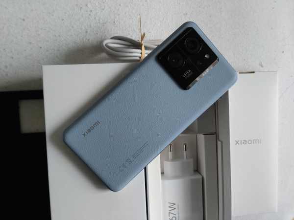 Xiaomi 13T 5G Smartphone schwarz, 8GB RAM, 256GB/Boxed/Redmi Watch 5 Active