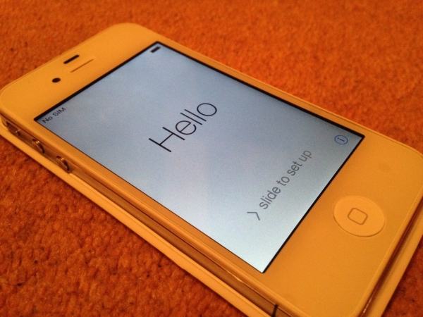 Apple iPhone 4 – 16GB – weiß (entsperrt) Smartphone